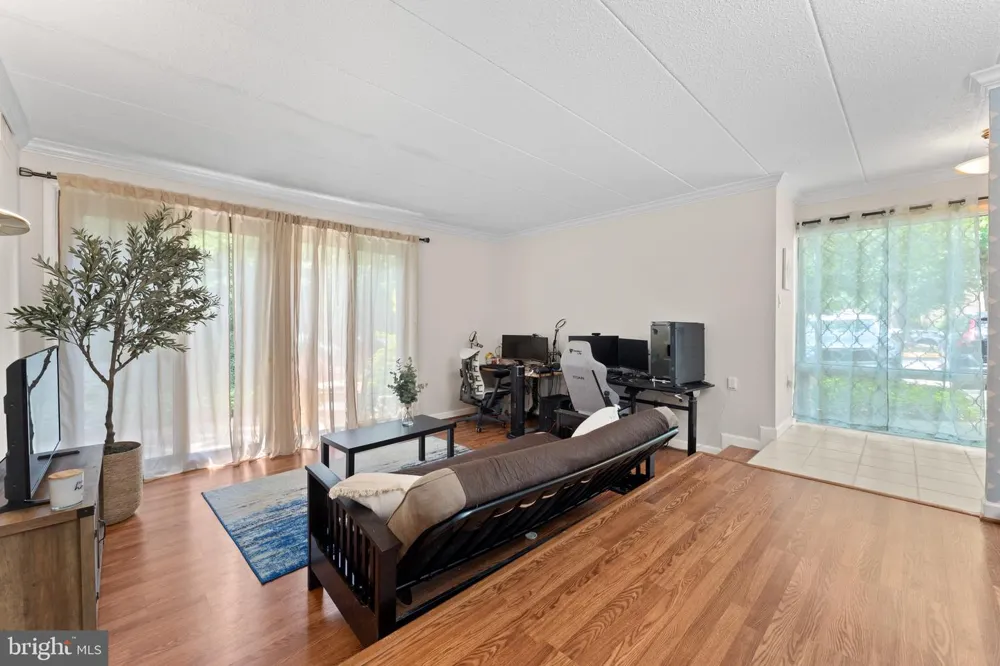 11617 WINDBLUFF COURT #9B Reston, VA 20191