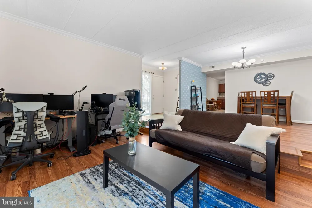 11617 WINDBLUFF COURT #9B Reston, VA 20191