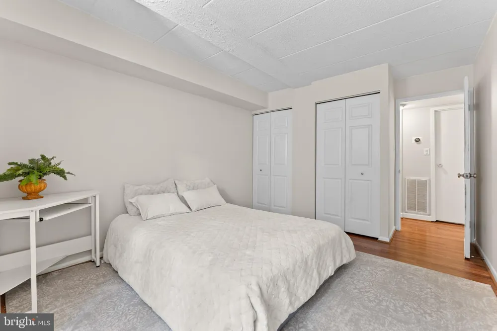 11617 WINDBLUFF COURT #9B Reston, VA 20191