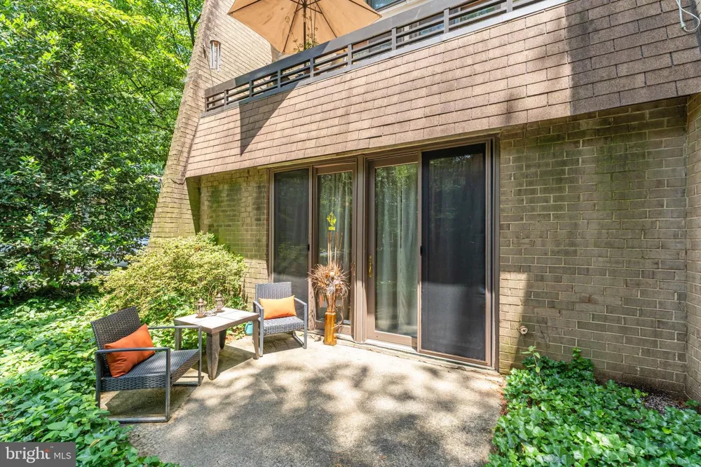 11617 WINDBLUFF COURT #9B Reston, VA 20191