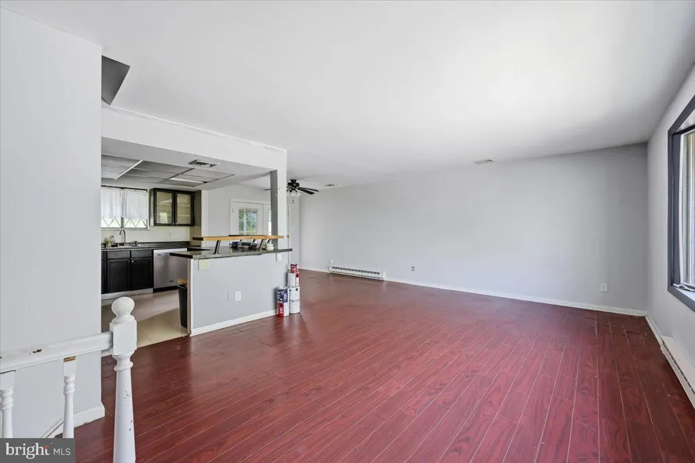 2230 LEHIGH AVENUE Whitehall, PA 18052