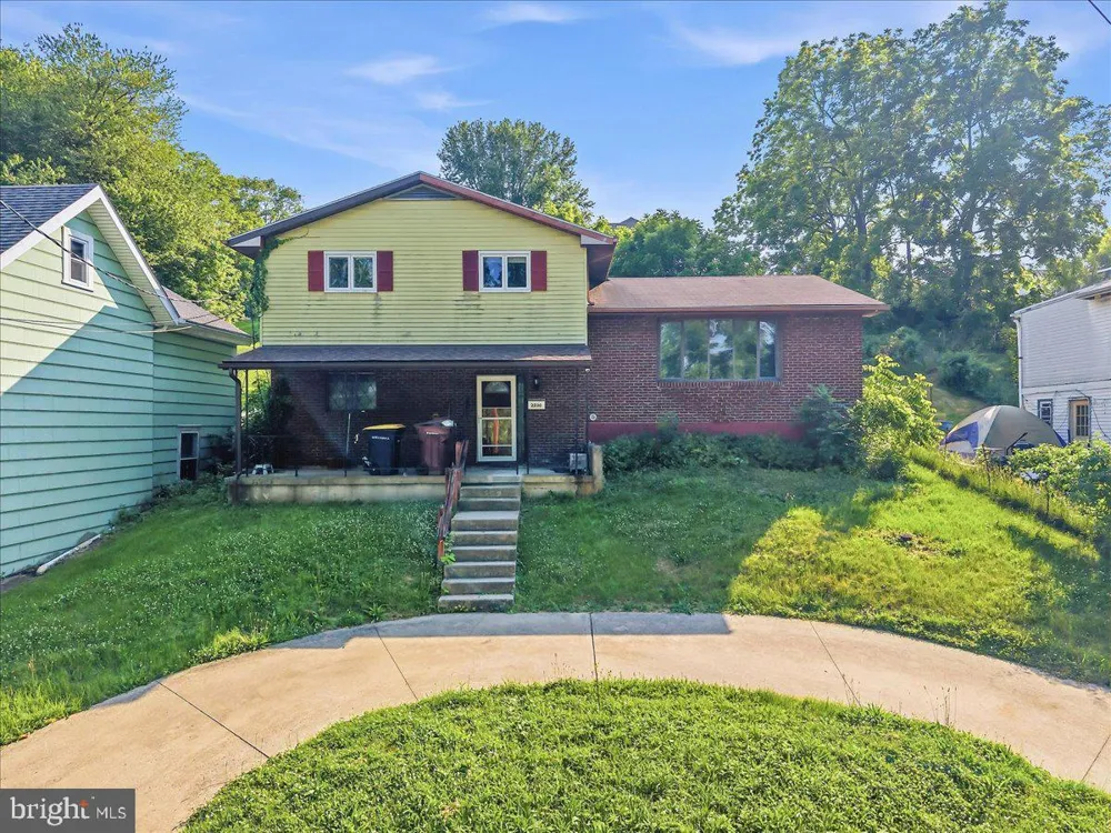 2230 LEHIGH AVENUE Whitehall, PA 18052