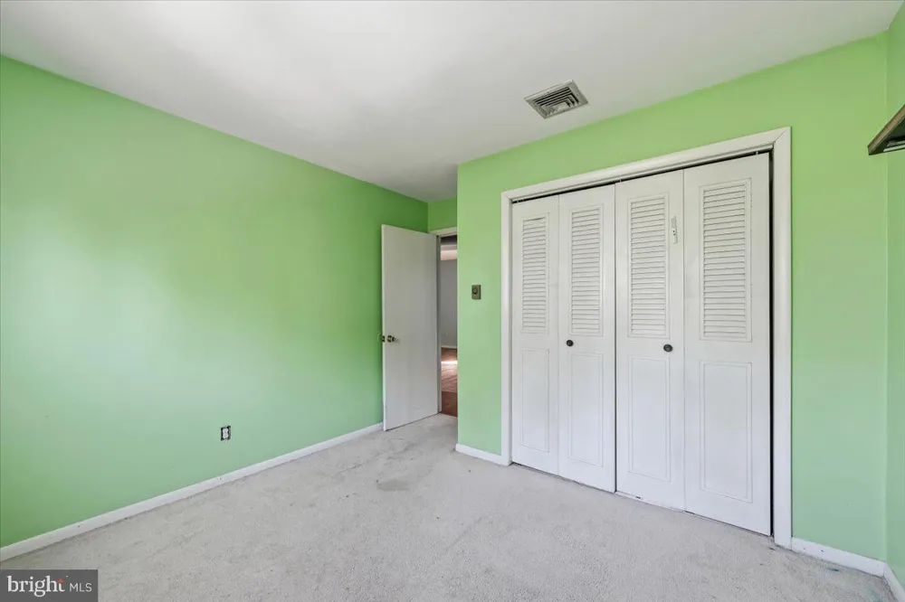 2230 LEHIGH AVENUE Whitehall, PA 18052
