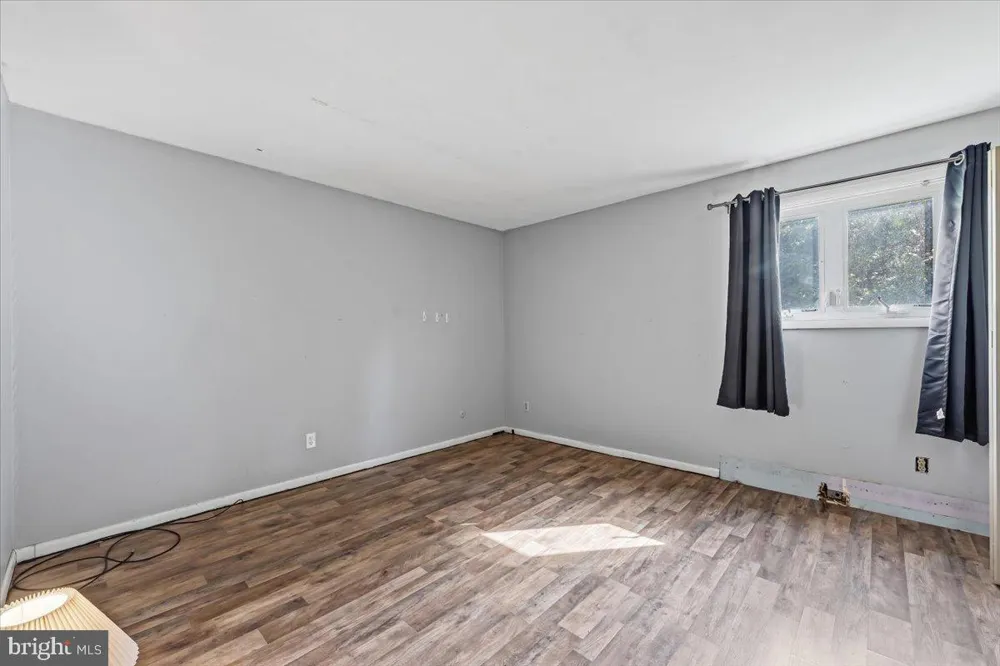 2230 LEHIGH AVENUE Whitehall, PA 18052