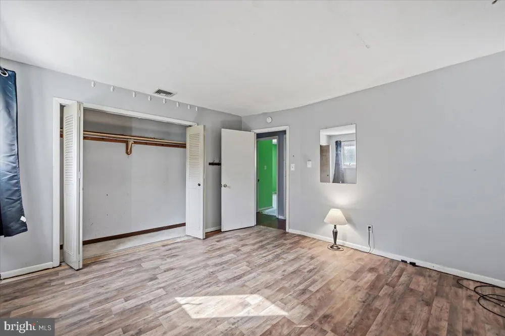 2230 LEHIGH AVENUE Whitehall, PA 18052