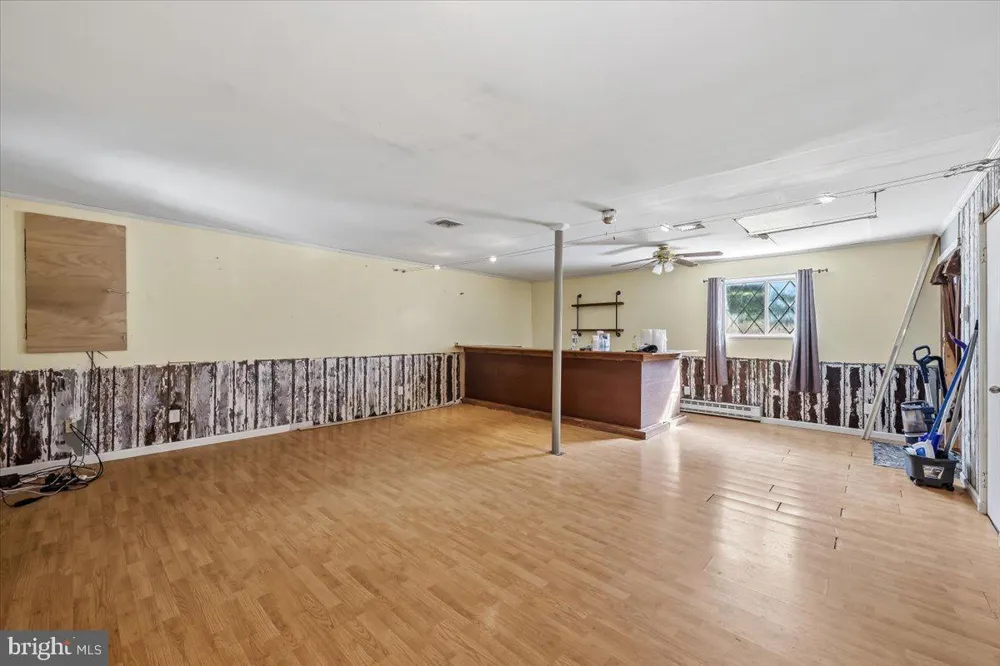 2230 LEHIGH AVENUE Whitehall, PA 18052