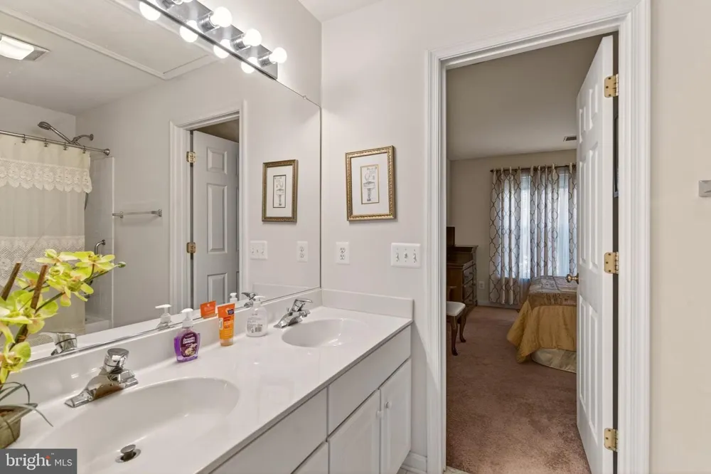 7754 GLADE COURT Manassas, VA 20112