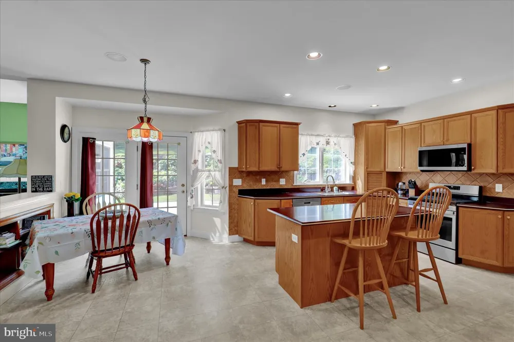 480 PATHFINDER DRIVE Birdsboro, PA 19508