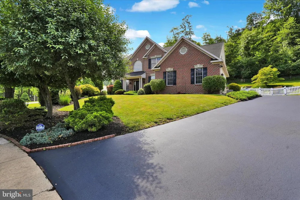 480 PATHFINDER DRIVE Birdsboro, PA 19508