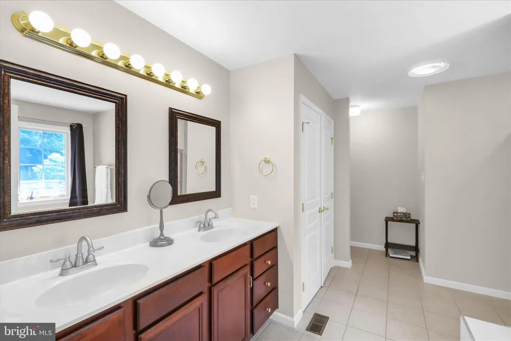 480 PATHFINDER DRIVE Birdsboro, PA 19508