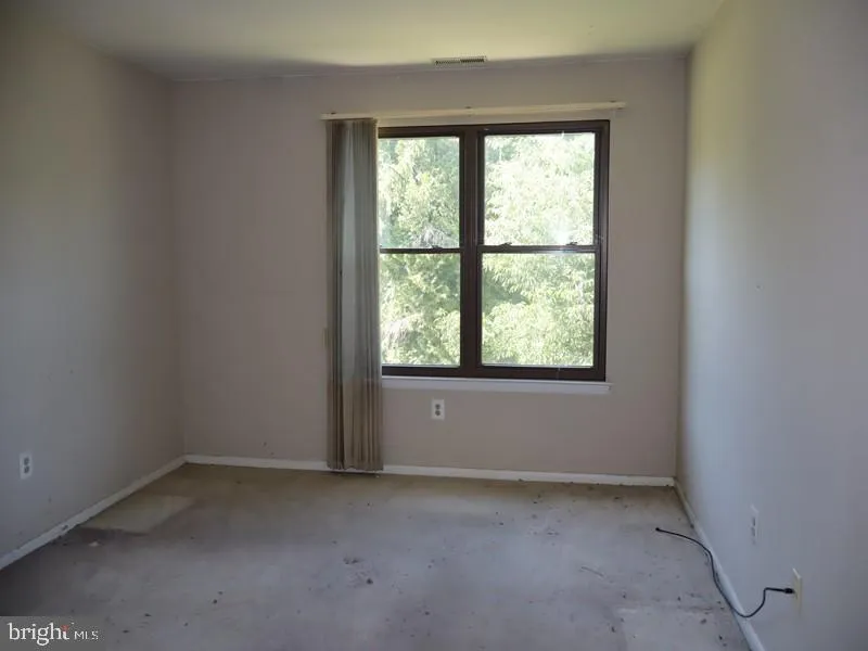 12 LUMBER JACK CIRCLE #22-B Horsham, PA 19044