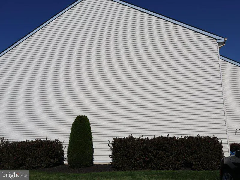12 LUMBER JACK CIRCLE #22-B Horsham, PA 19044