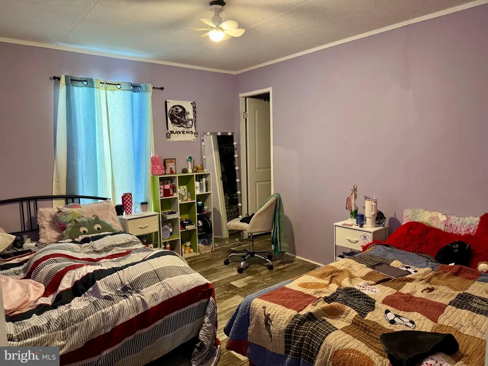 386 ROYAL CREST DRIVE Martinsburg, WV 25405