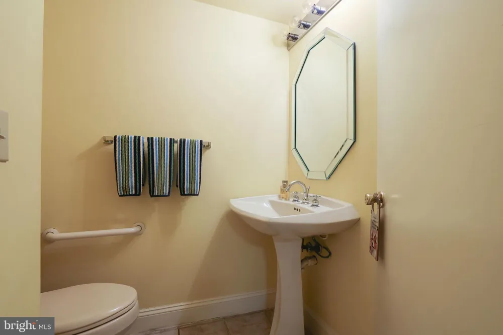 1704 PARK DRIVE #A313 Wilmington, DE 19806