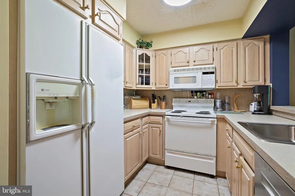 1704 PARK DRIVE #A313 Wilmington, DE 19806