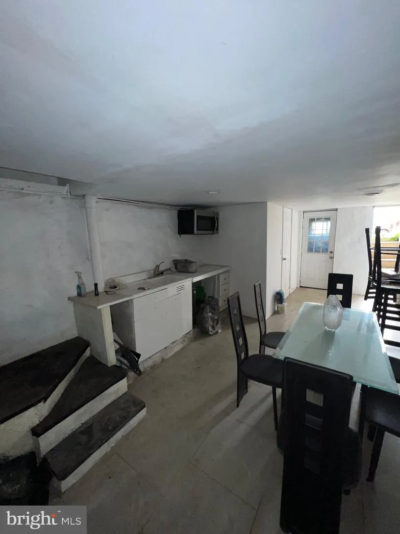 541 SPRING STREET Reading, PA 19601