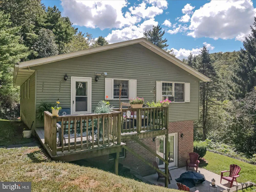141 CHURCH HILL ROAD Lehighton, PA 18235