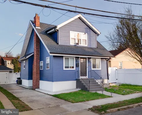 104 PACIFIC AVENUE