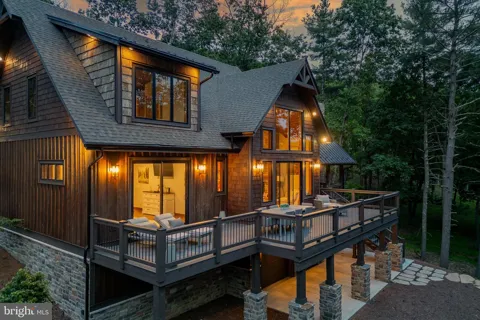 640 GOLF CLUB DRIVE
