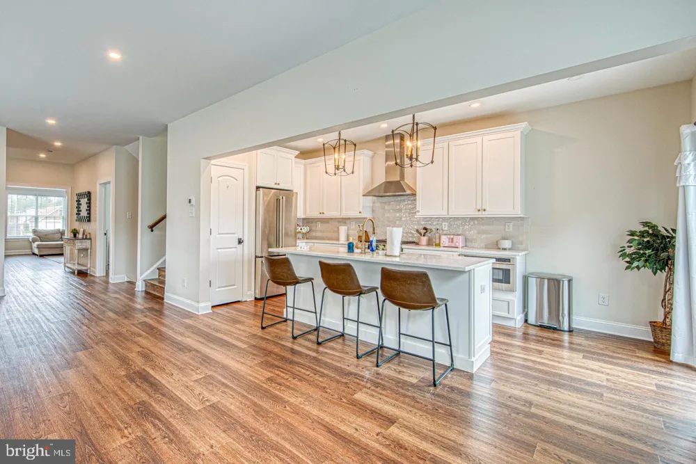 207 2ND AVENUE Newtown Square, PA 19073