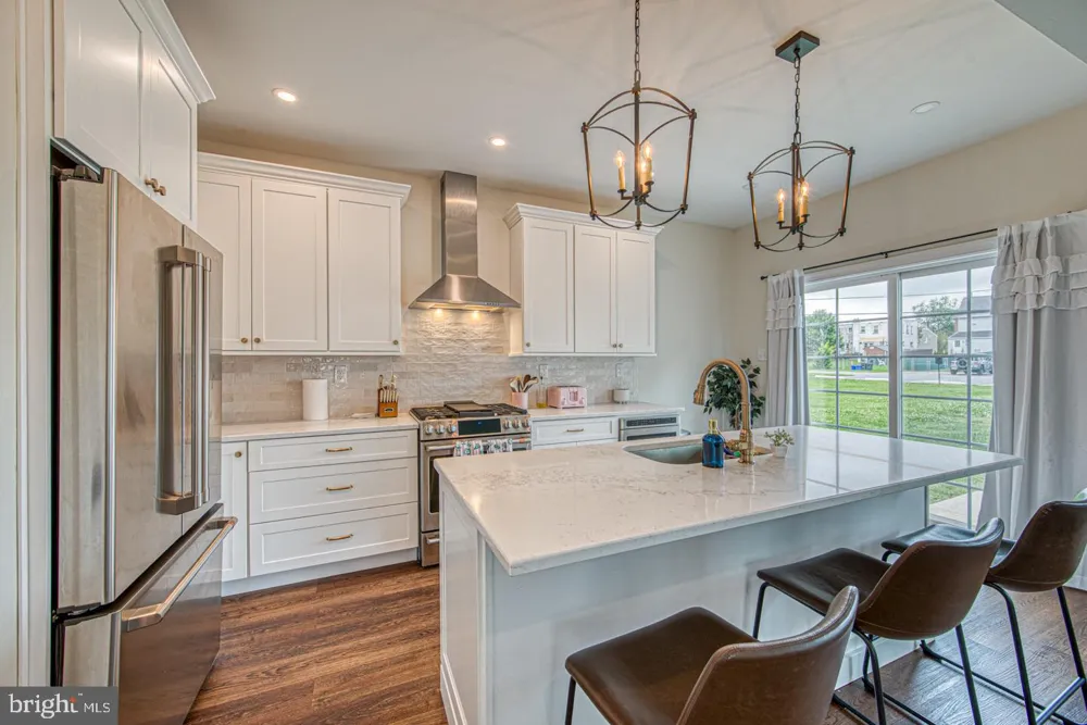 207 2ND AVENUE Newtown Square, PA 19073
