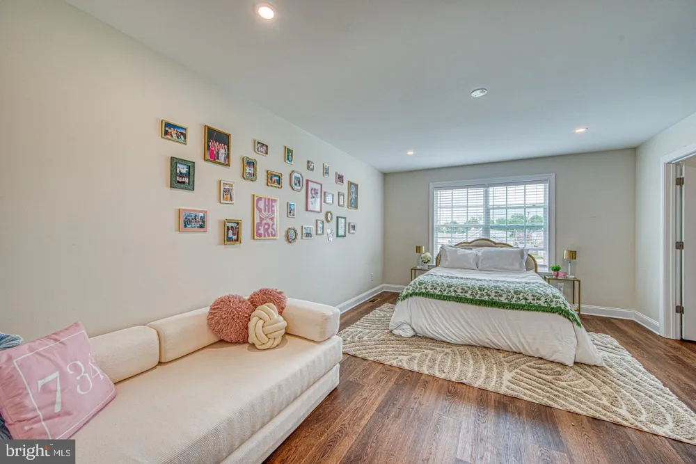 207 2ND AVENUE Newtown Square, PA 19073
