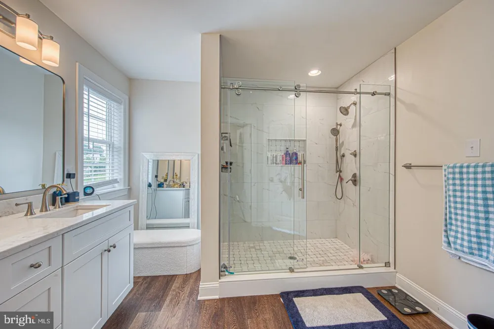207 2ND AVENUE Newtown Square, PA 19073