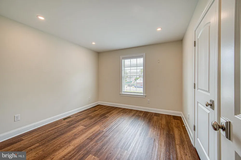 207 2ND AVENUE Newtown Square, PA 19073