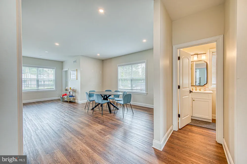 207 2ND AVENUE Newtown Square, PA 19073