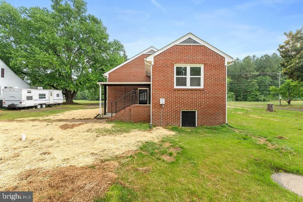 10221 DAHLGREN ROAD King George, VA 22485