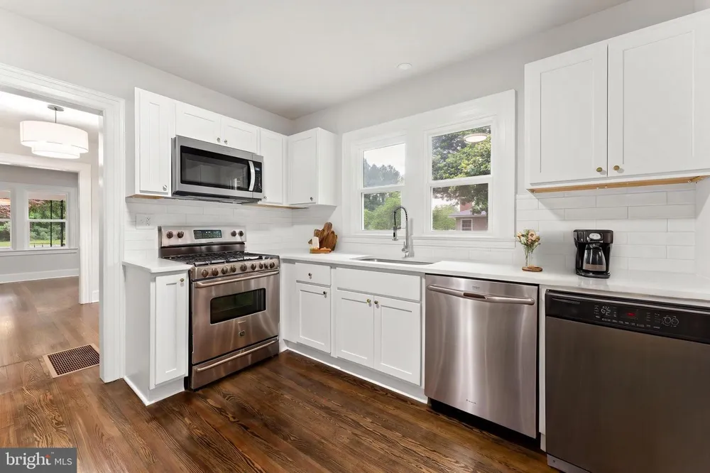 10221 DAHLGREN ROAD King George, VA 22485
