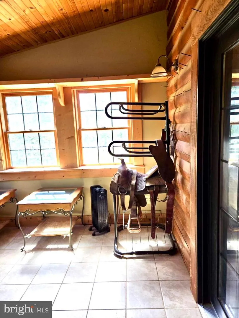 219 FOX SQUIRREL LANE Cabins, WV 26855
