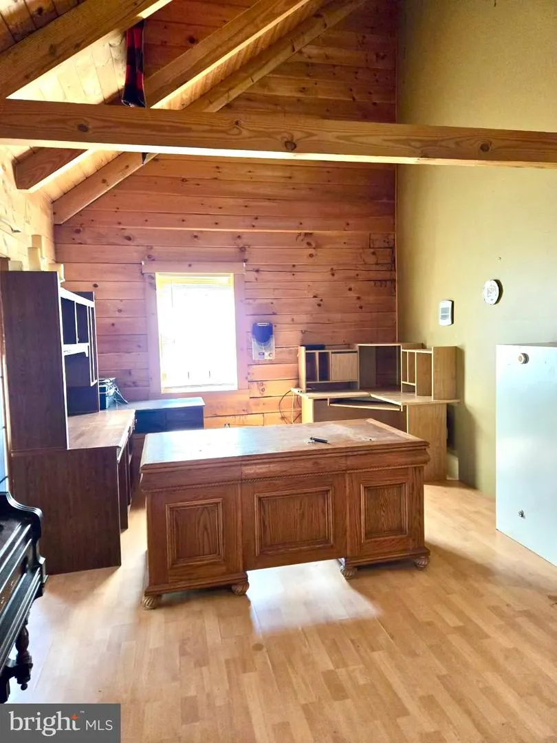219 FOX SQUIRREL LANE Cabins, WV 26855