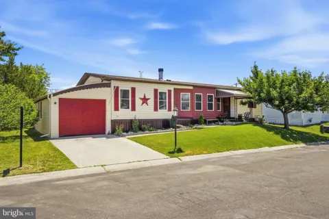 303 JOHN ALDEN DRIVE