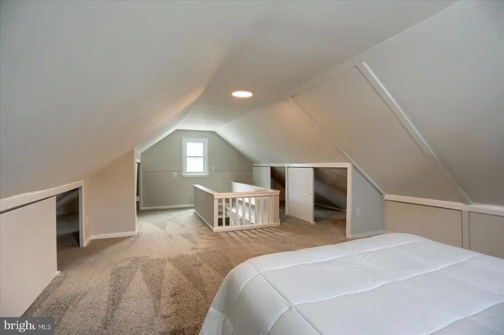 24 LINCOLN AVENUE Baltimore, MD 21228