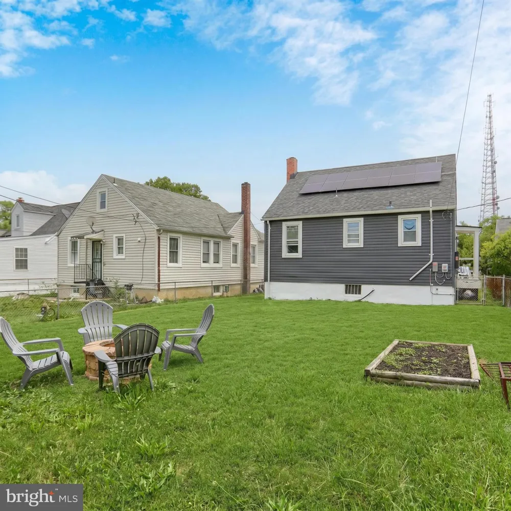 24 LINCOLN AVENUE Baltimore, MD 21228