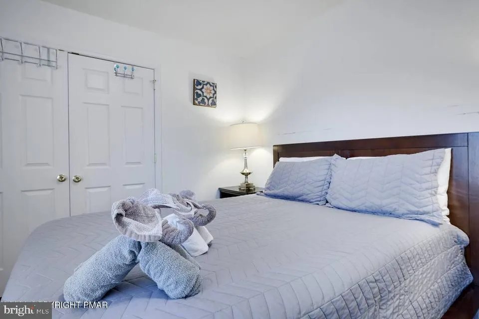 250 BEAVER DAM ROAD Long Pond, PA 18334