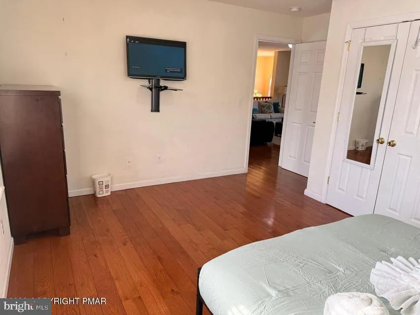 250 BEAVER DAM ROAD Long Pond, PA 18334