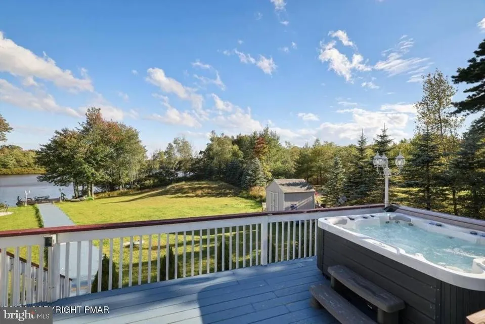 250 BEAVER DAM ROAD Long Pond, PA 18334