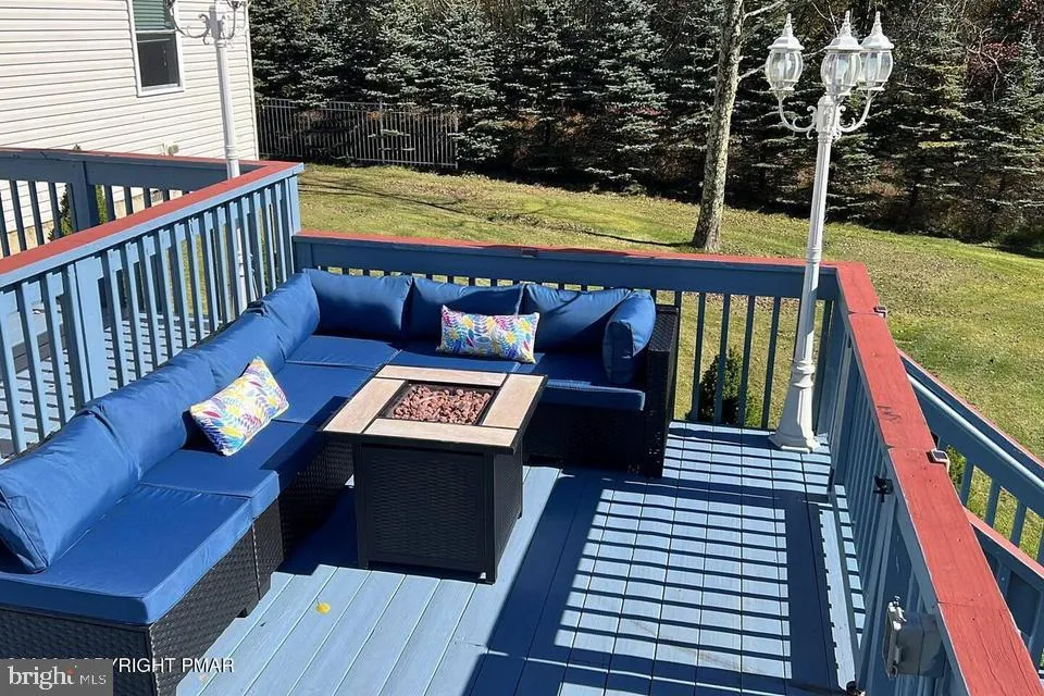 250 BEAVER DAM ROAD Long Pond, PA 18334
