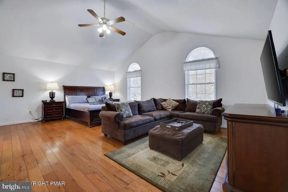 250 BEAVER DAM ROAD Long Pond, PA 18334