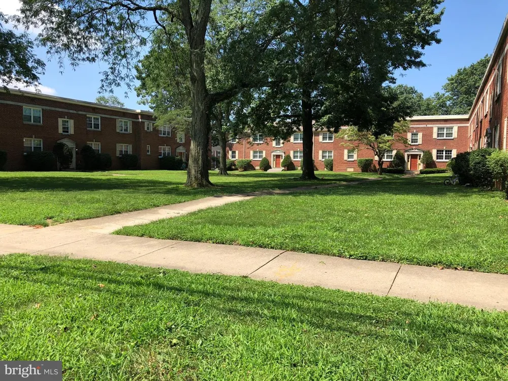 100 PARK BLVD #75B Cherry Hill, NJ 08034