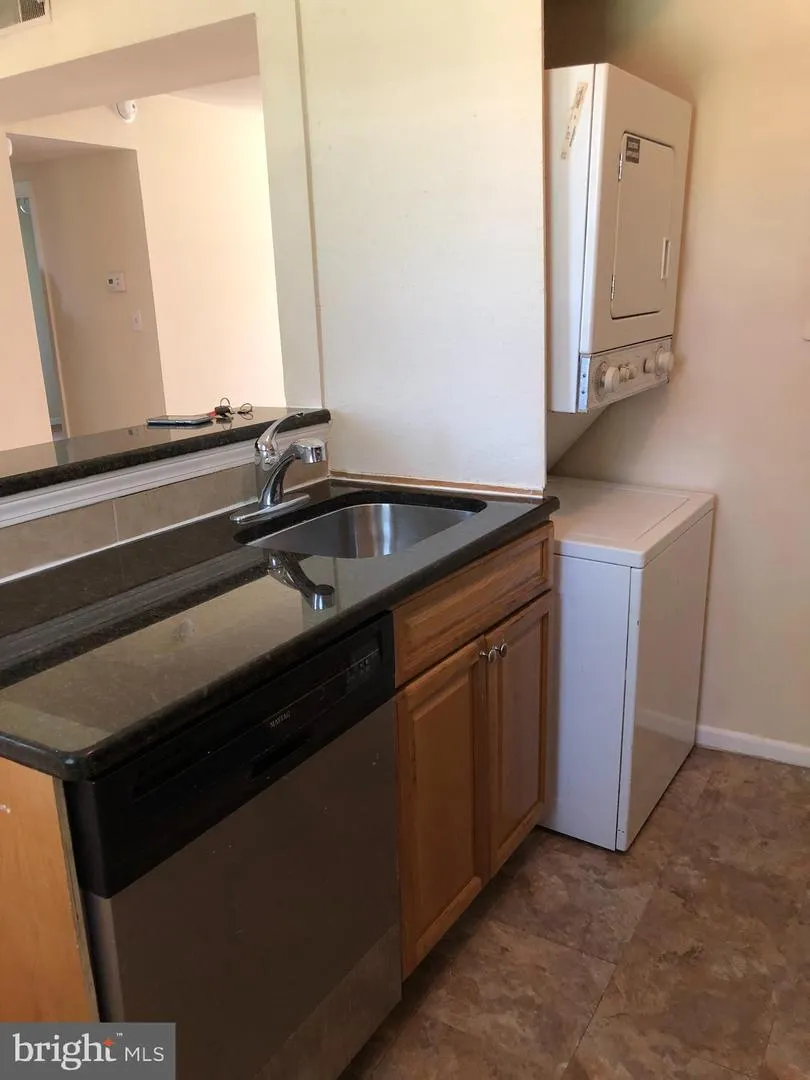 100 PARK BLVD #75B Cherry Hill, NJ 08034