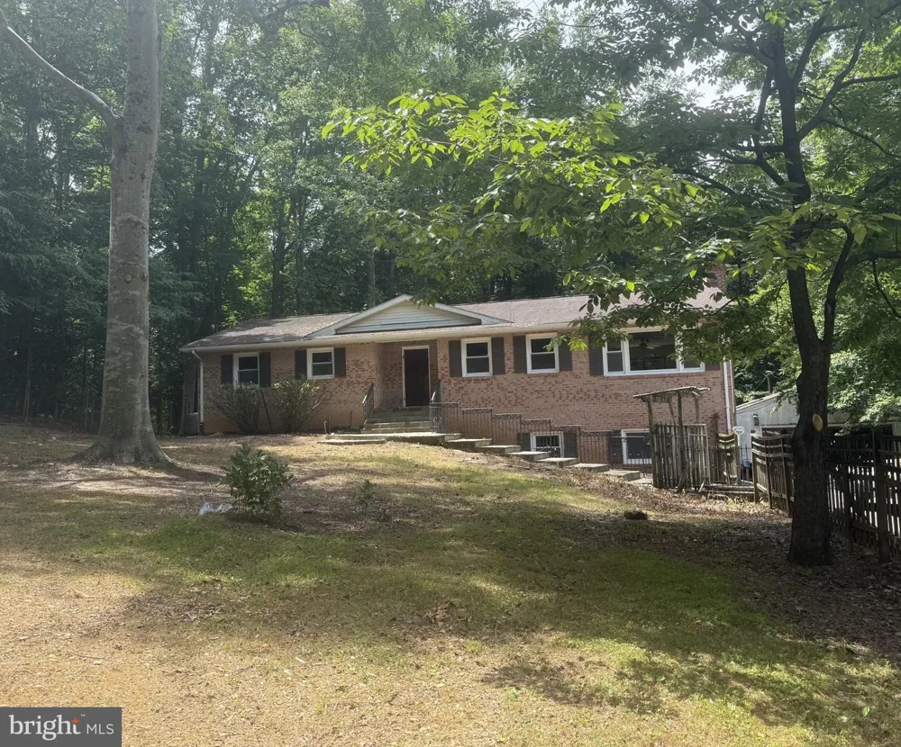 12312 WHITE EAGLE DRIVE Manassas, VA 20112