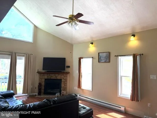 181 GRANITE ROAD Long Pond, PA 18334