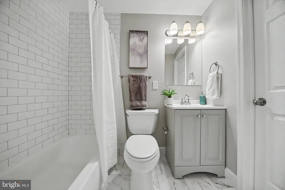 3506 CLIPPER ROAD Baltimore, MD 21211