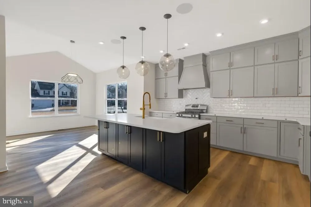 2337 GARWOOD Sicklerville, NJ 08081