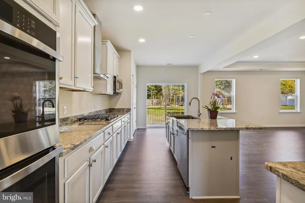 6007 SELLNER LANE Clinton, MD 20735