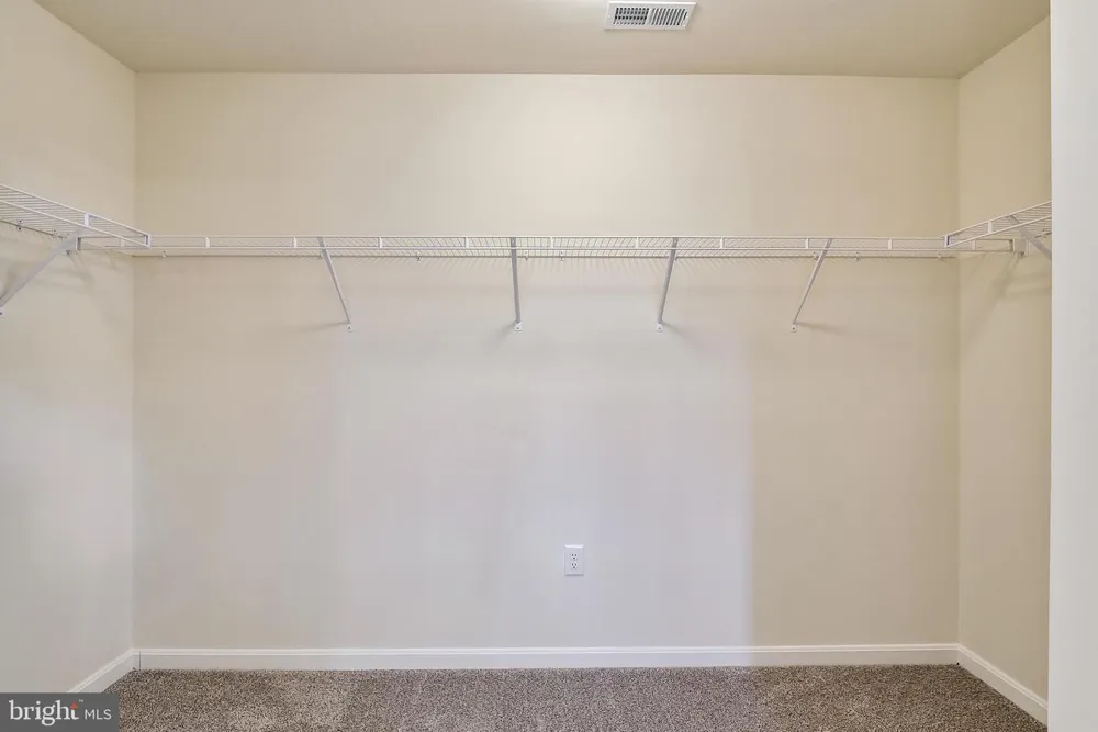 6007 SELLNER LANE Clinton, MD 20735
