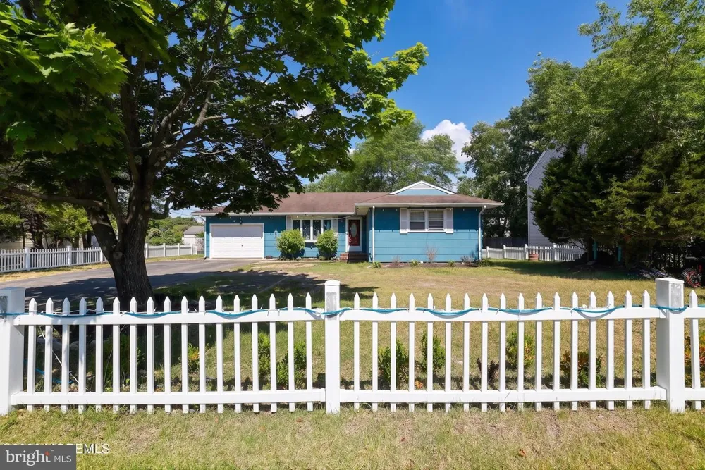 116 NAUTILUS DRIVE Manahawkin, NJ 08050